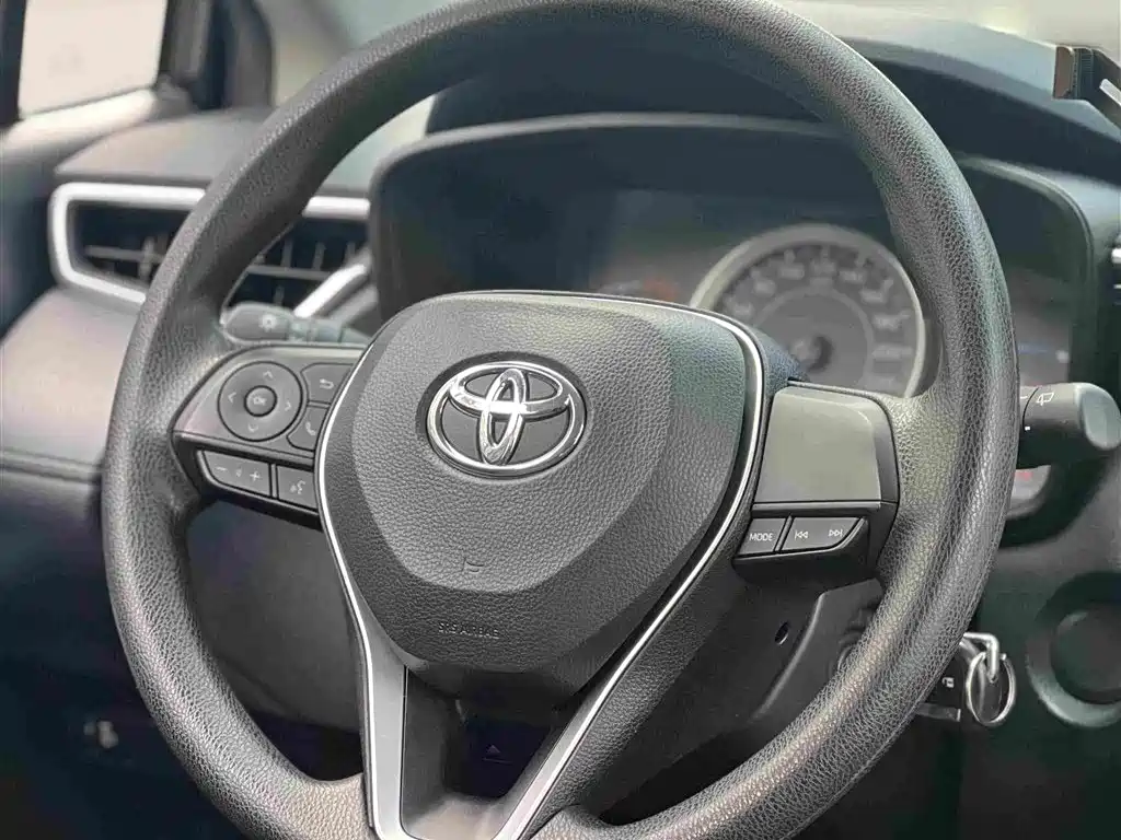 Toyota Frontlander — миниатюра 13