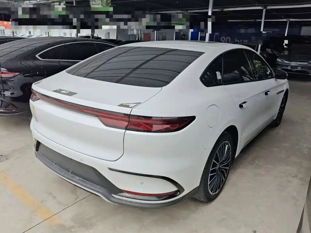 BYD Han — миниатюра 11