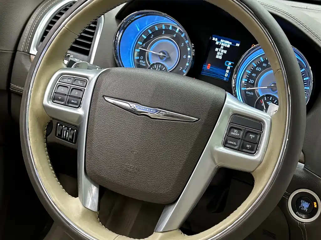 Chrysler 300C — миниатюра 19