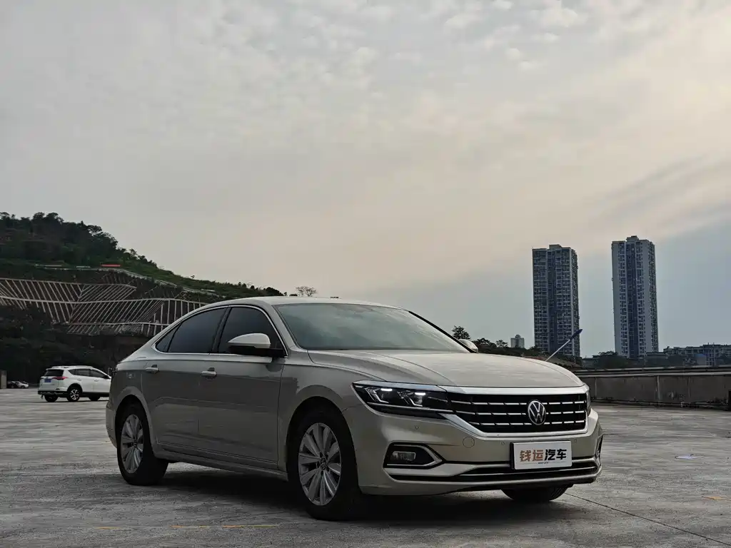 Volkswagen Passat — миниатюра 3