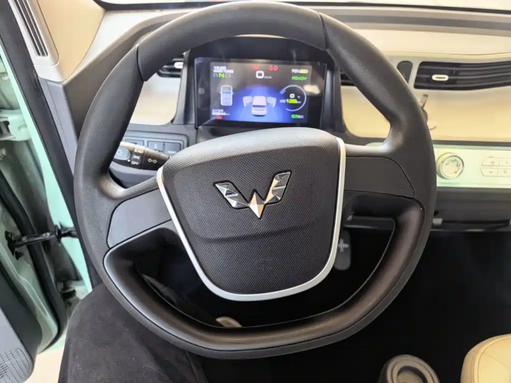 Wuling MINIEV — миниатюра 11