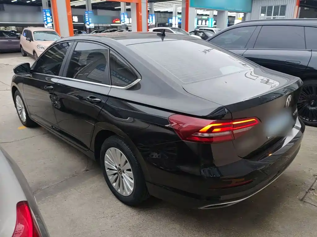 Volkswagen Lavida — миниатюра 5