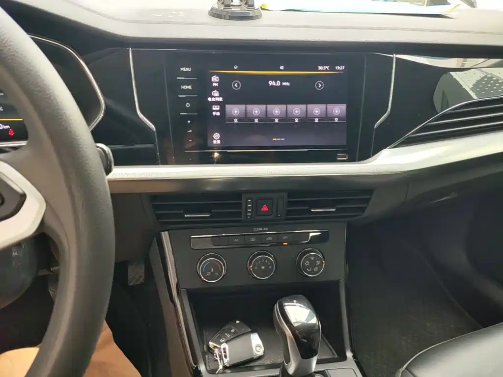 Volkswagen Passat — миниатюра 13