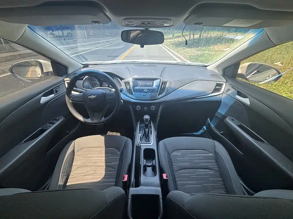 Chevrolet Cavalier 1.5L Auto Joy Fashion Edition, фото 9