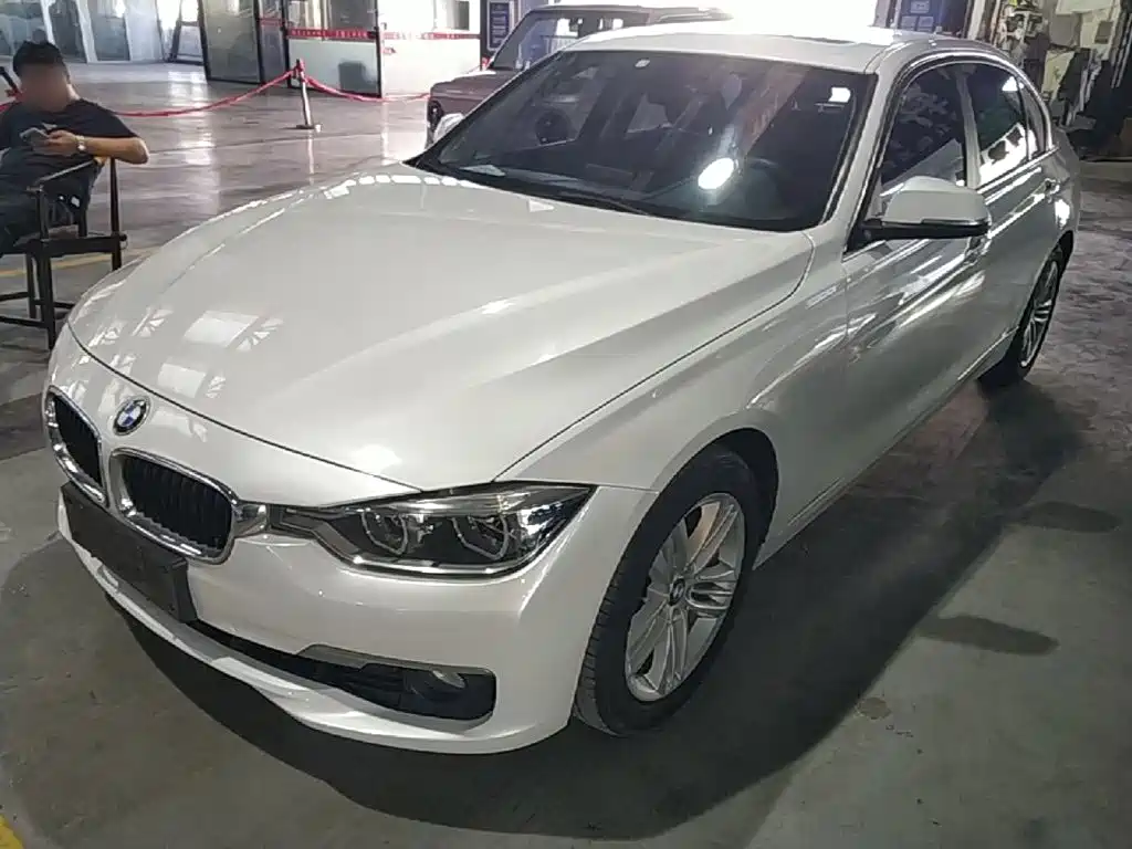 BMW 3 Series — миниатюра 2