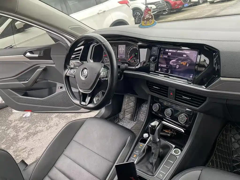 Volkswagen Sagitar — миниатюра 11