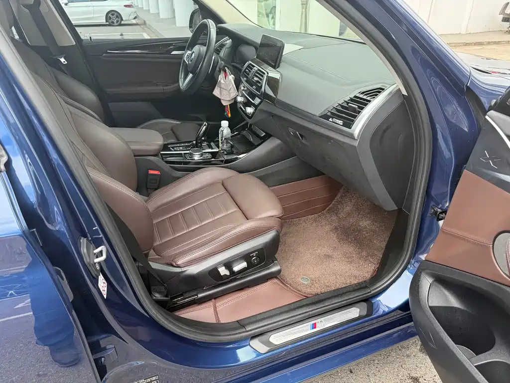 BMW X3 — миниатюра 14