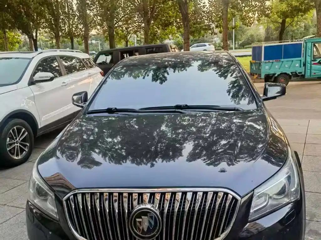 Buick LaCrosse — миниатюра 3