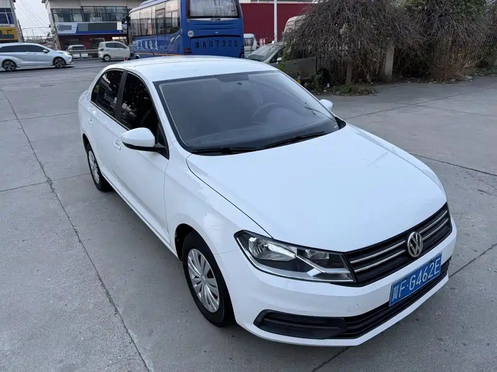 Volkswagen Santana — миниатюра 5