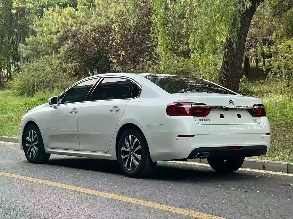 Citroen C6 — миниатюра 4