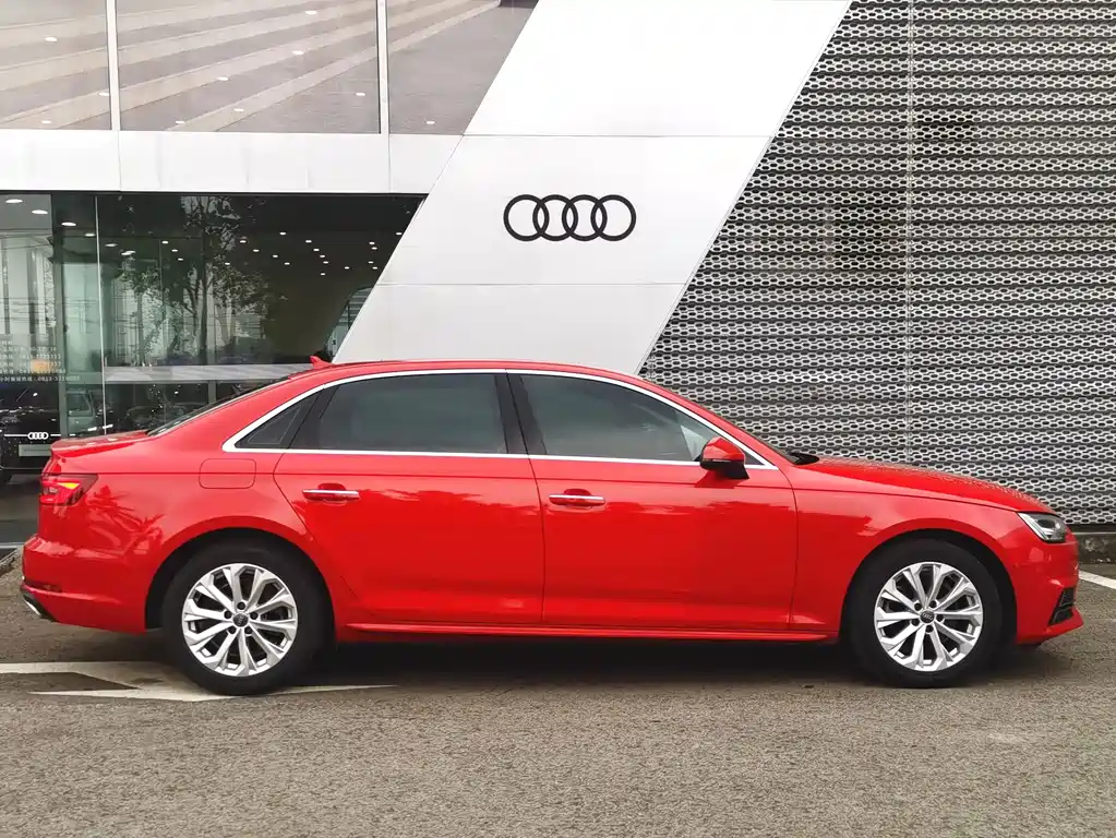 Audi A4L — миниатюра 2
