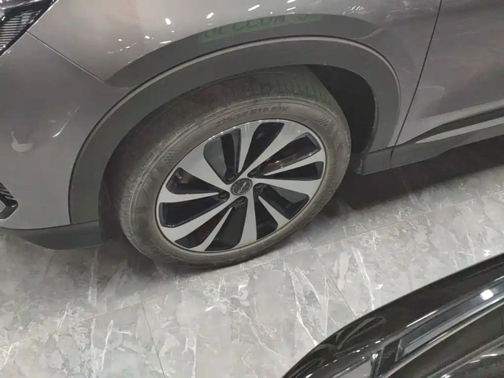 BYD PLUS New Energy — миниатюра 23