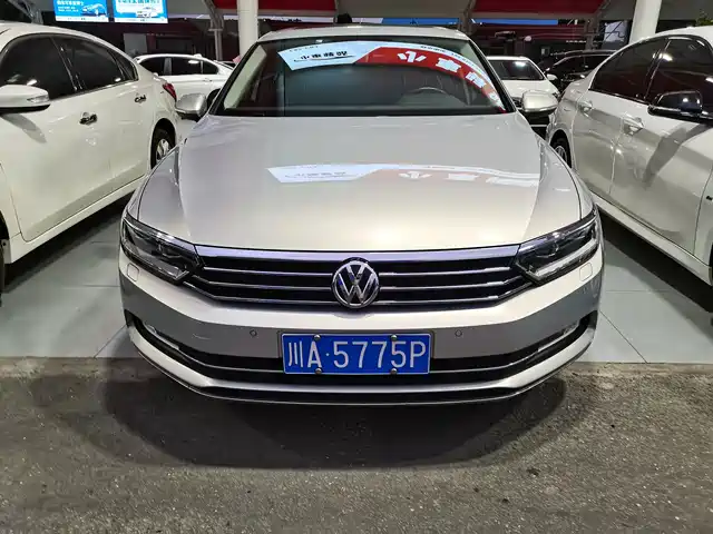 VOLKSWAGEN MAGOTAN 2018