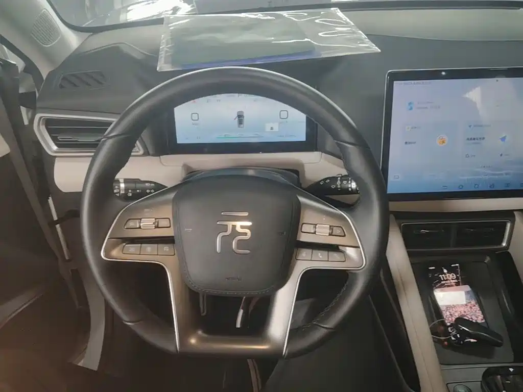 BYD Yuan UP — миниатюра 11