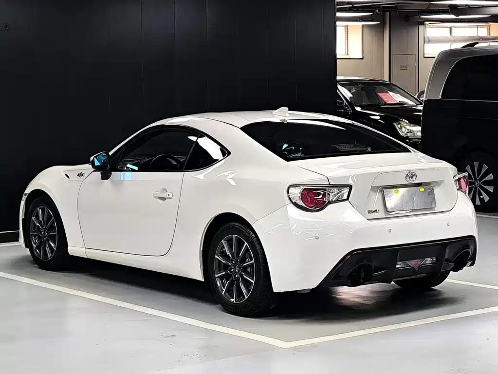 Toyota 86 — миниатюра 20