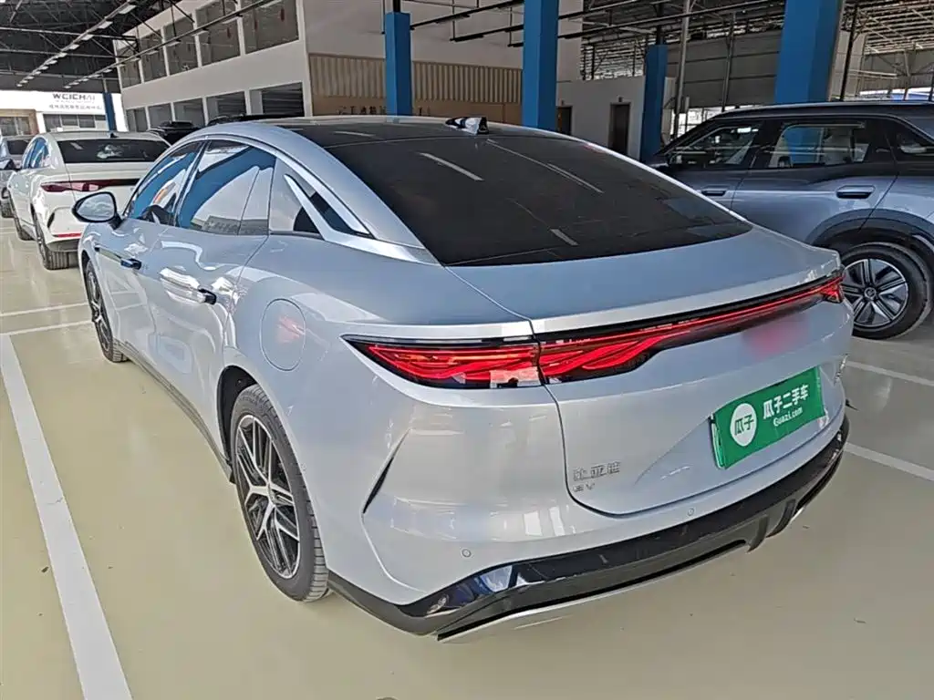 BYD Han L 2025 EV Flagship