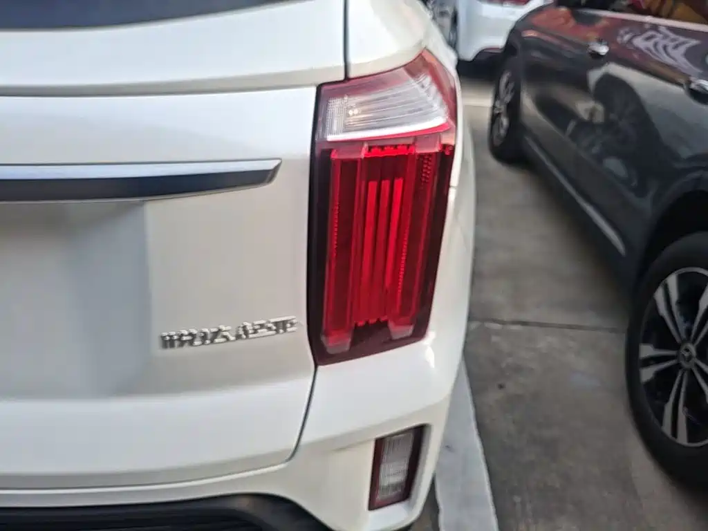 Kia Sportage — миниатюра 24