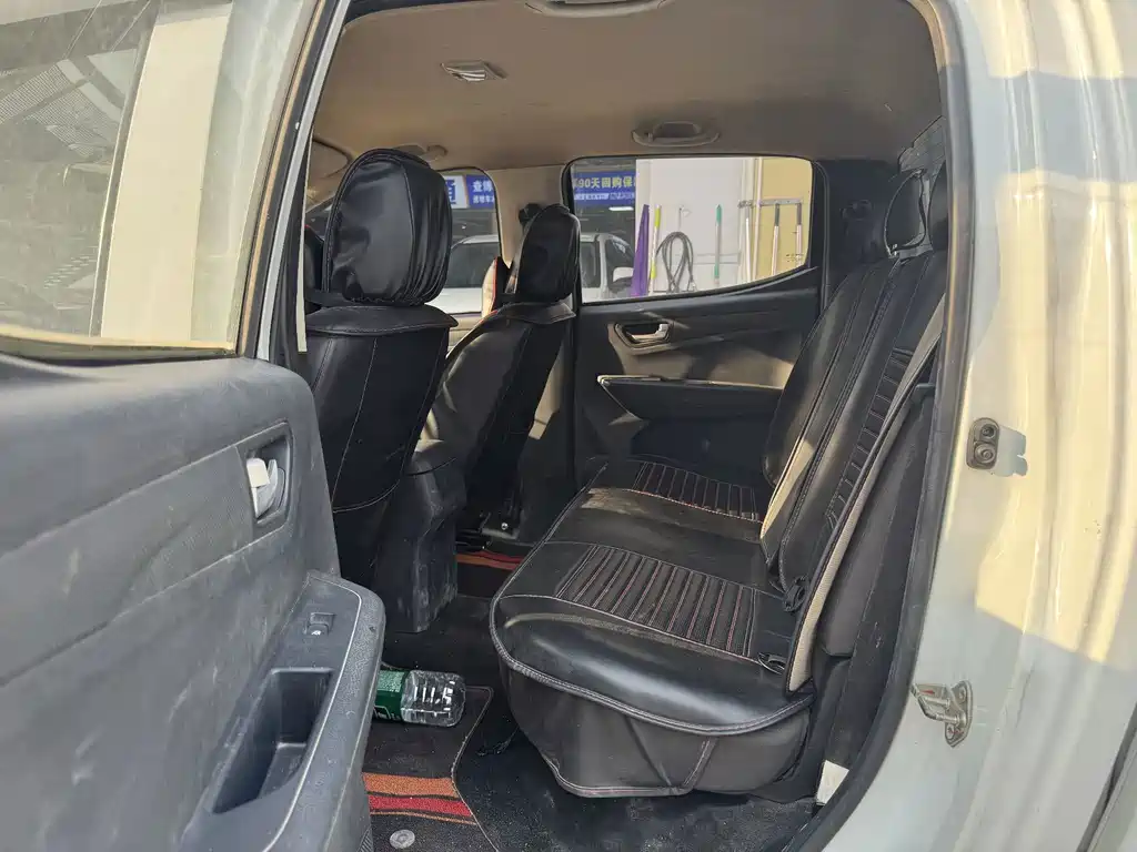 Isuzu RE-MAX Ruimai — миниатюра 8