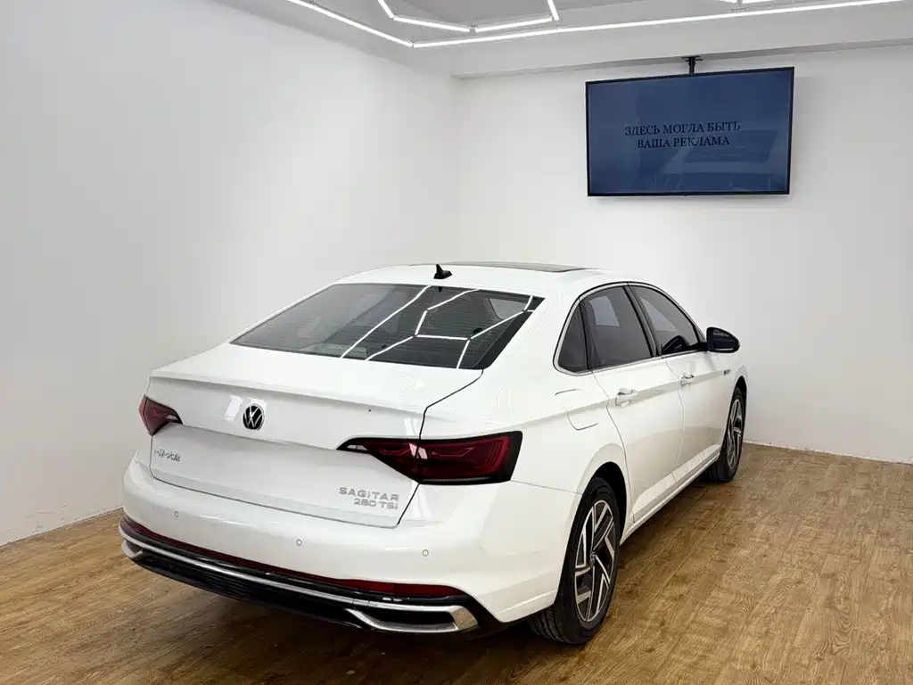 Volkswagen Sagitar
