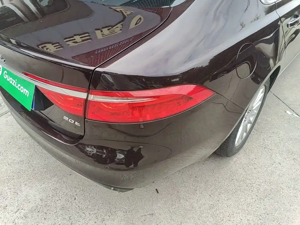 Jaguar XFL — миниатюра 8