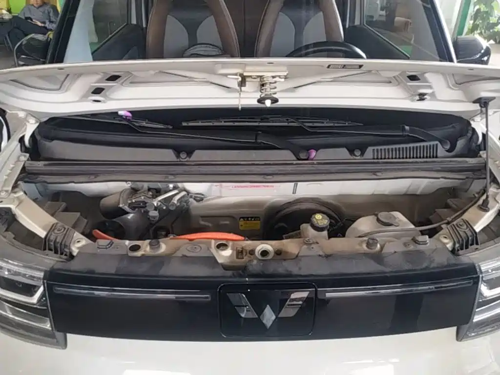 Wuling MINIEV — миниатюра 20