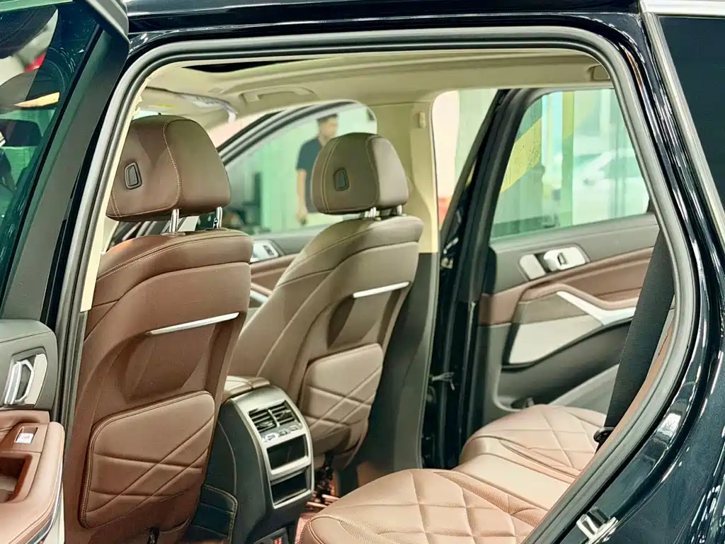 BMW X5 — миниатюра 8