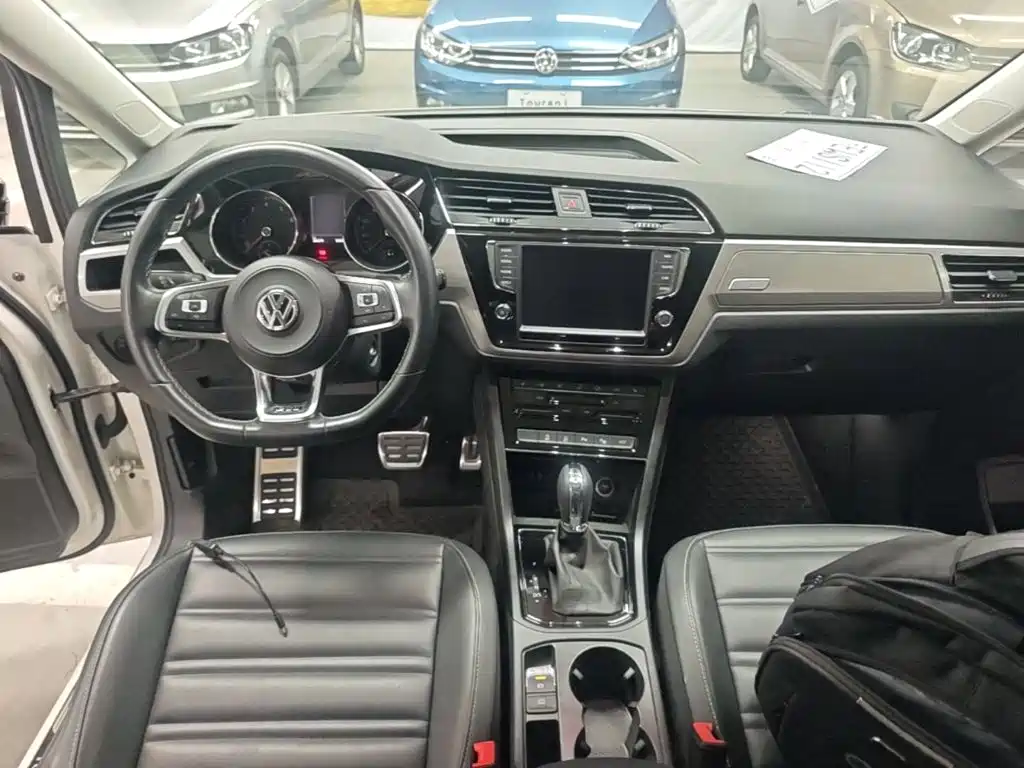 Volkswagen Touran — миниатюра 10