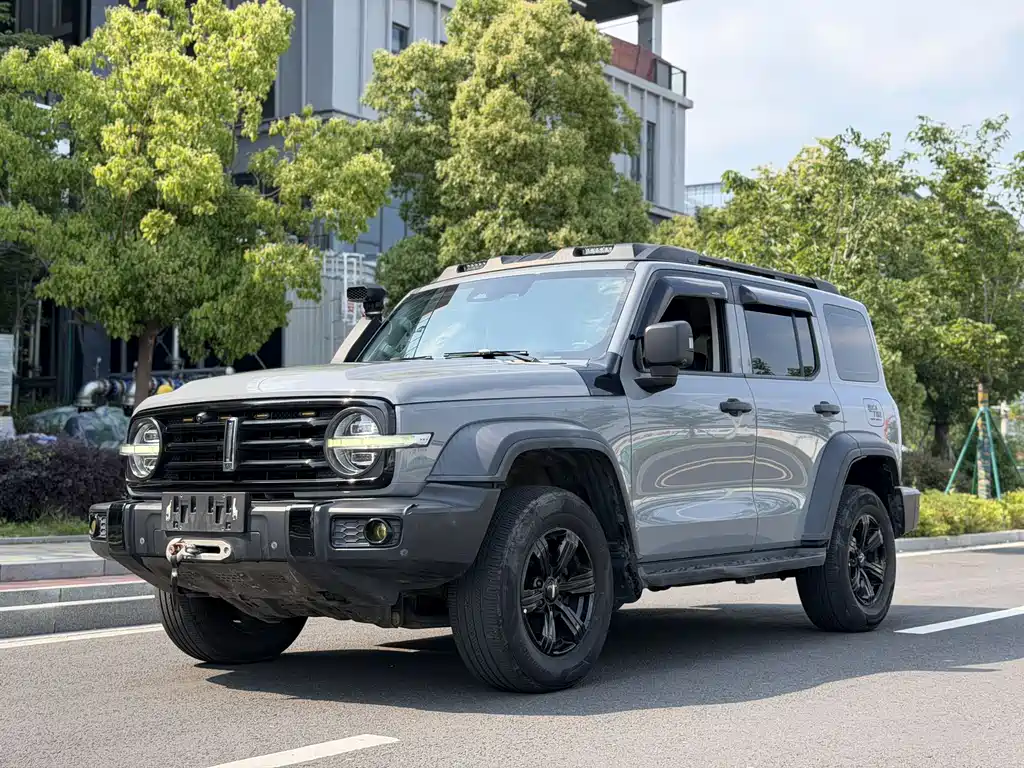 2021 TANK 300 - zdjęcie 1 z 12