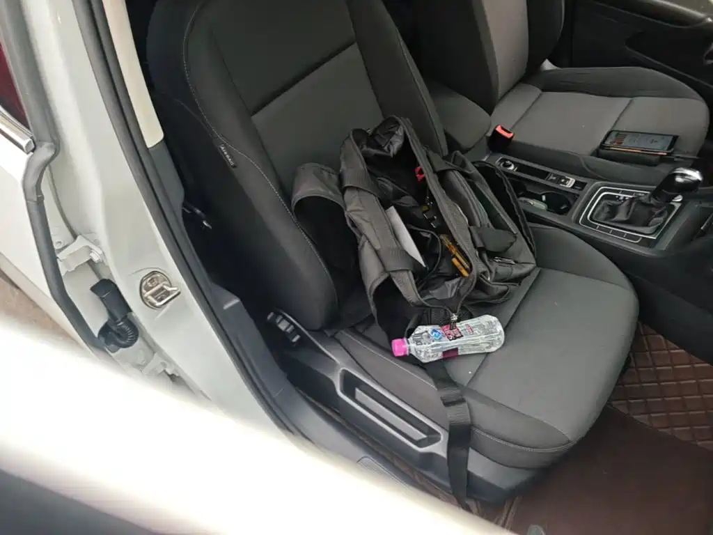 Volkswagen Golf — миниатюра 25