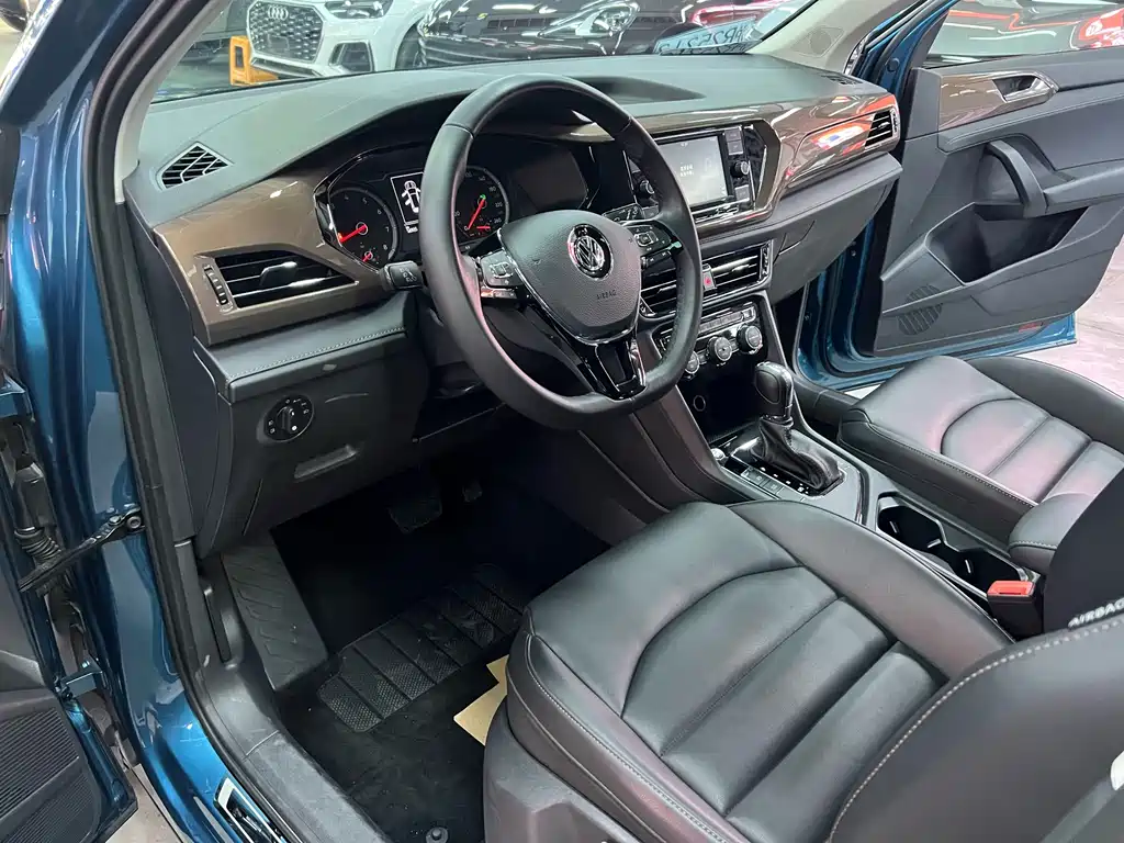 Volkswagen Tharu 2020 280TSI Comfort VI