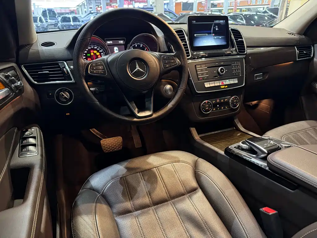 Mercedes-Benz GLS 2019 GLS 400 4MATIC
