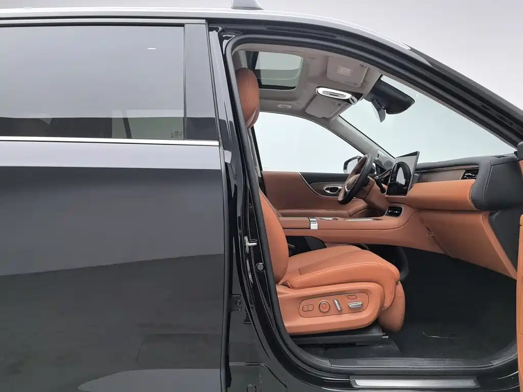 GAC Motor Trumpchi Xiangwang S9 — миниатюра 23