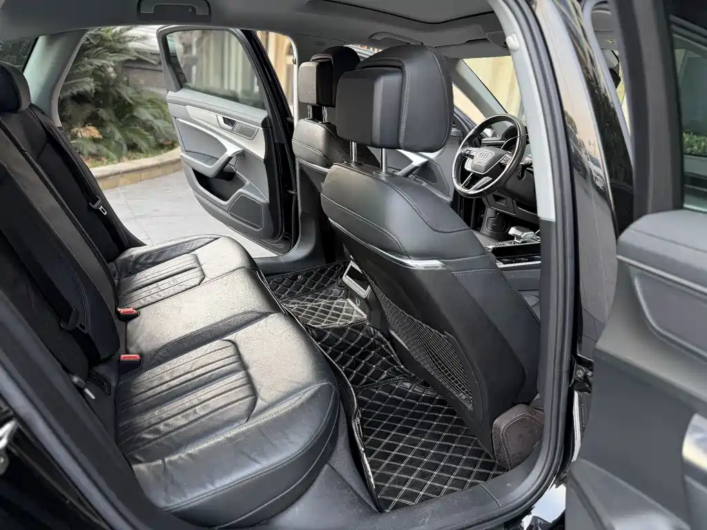 Audi A6L 2021 40 TFSI Luxury