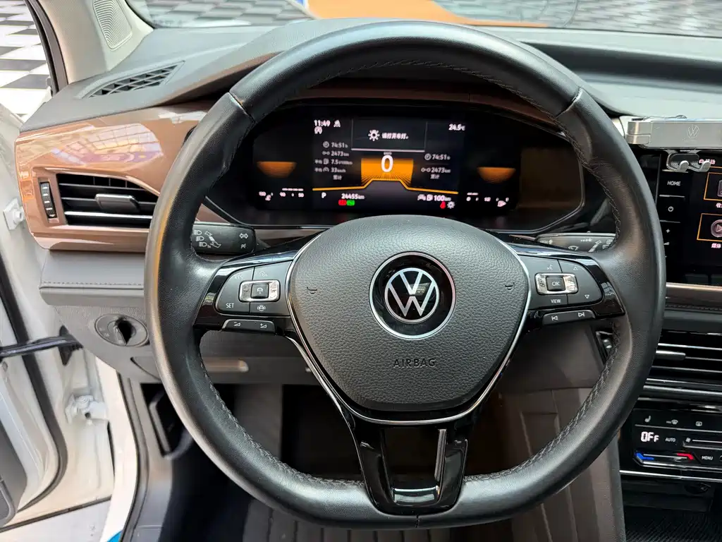 Volkswagen Tharu — миниатюра 10