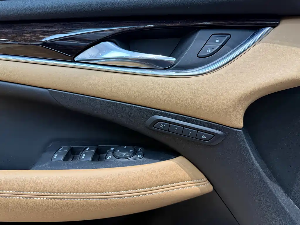 Buick LaCrosse — миниатюра 16