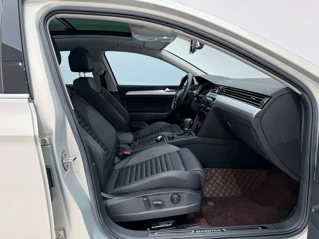 Volkswagen Magotan — миниатюра 10