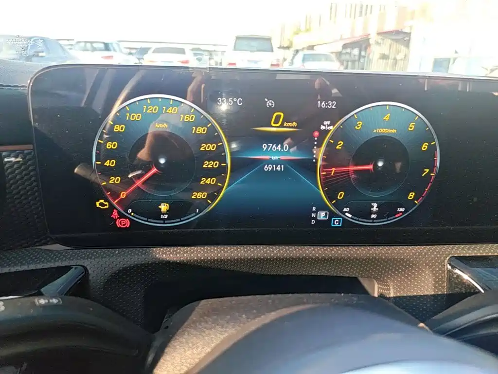 Mercedes-Benz A-Class — миниатюра 12
