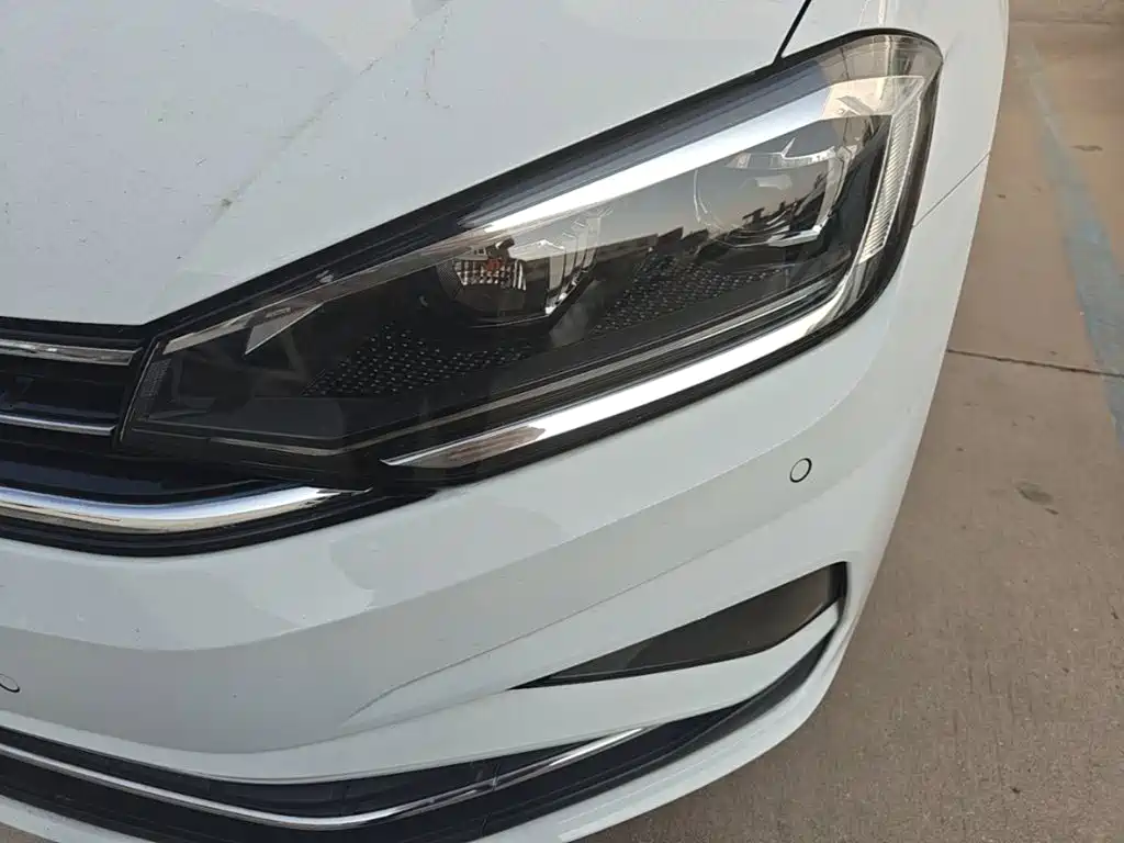 Volkswagen Golf Sportsvan — миниатюра 24