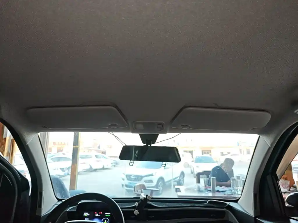 Wuling MINIEV — миниатюра 18