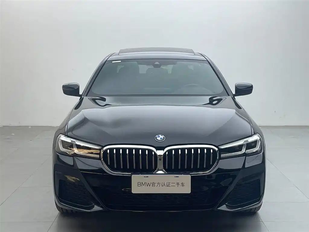BMW 5 series 2023 Черный из Китая