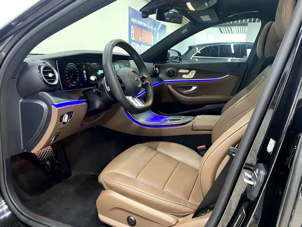Mercedes-Benz E-Class — миниатюра 9