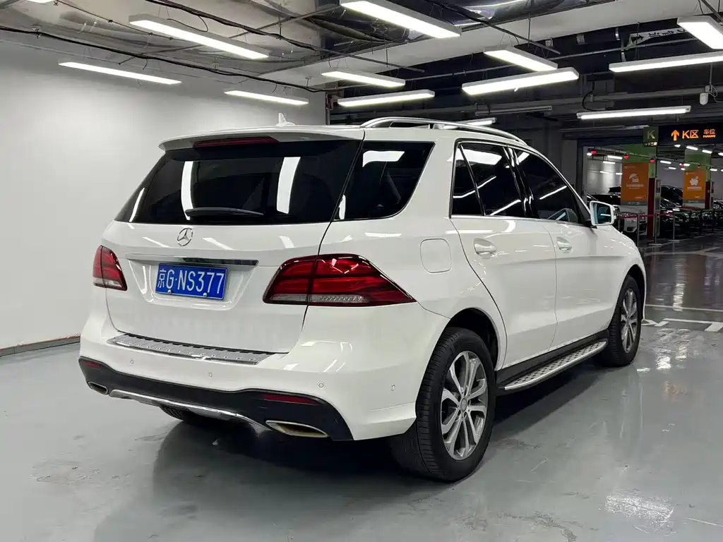 MERCEDES-BENZ GLE