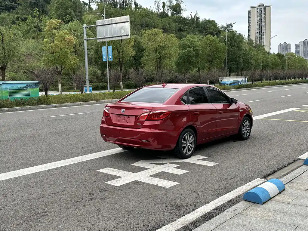 Changan Eado — миниатюра 5