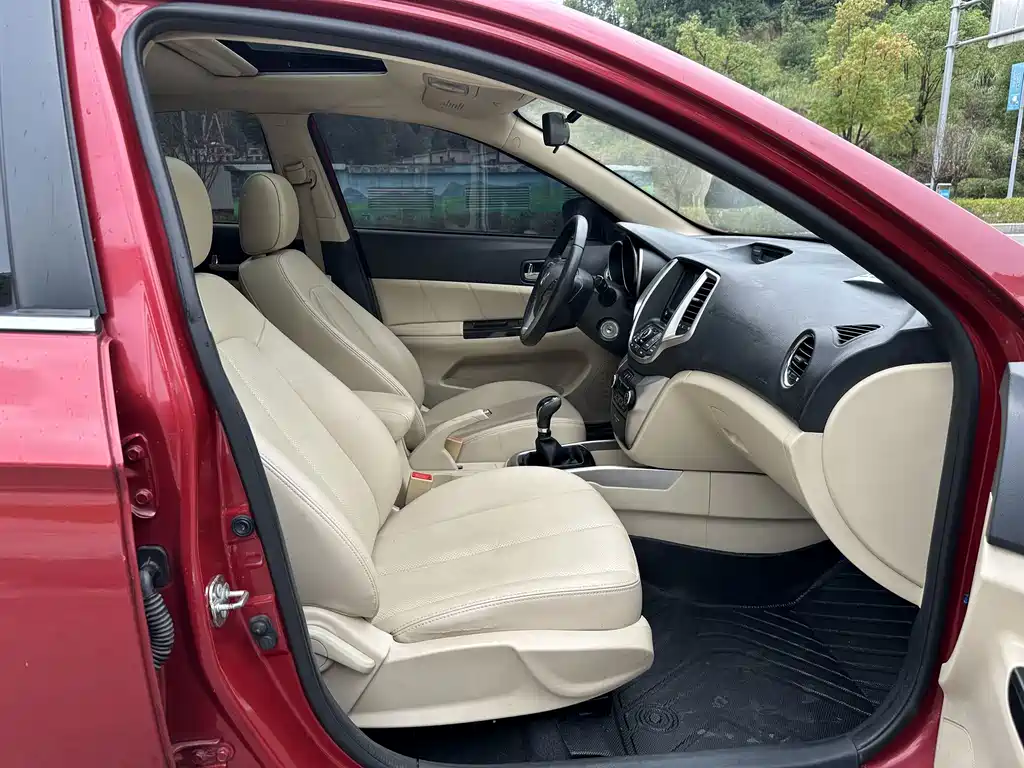 Changan Eado — миниатюра 20
