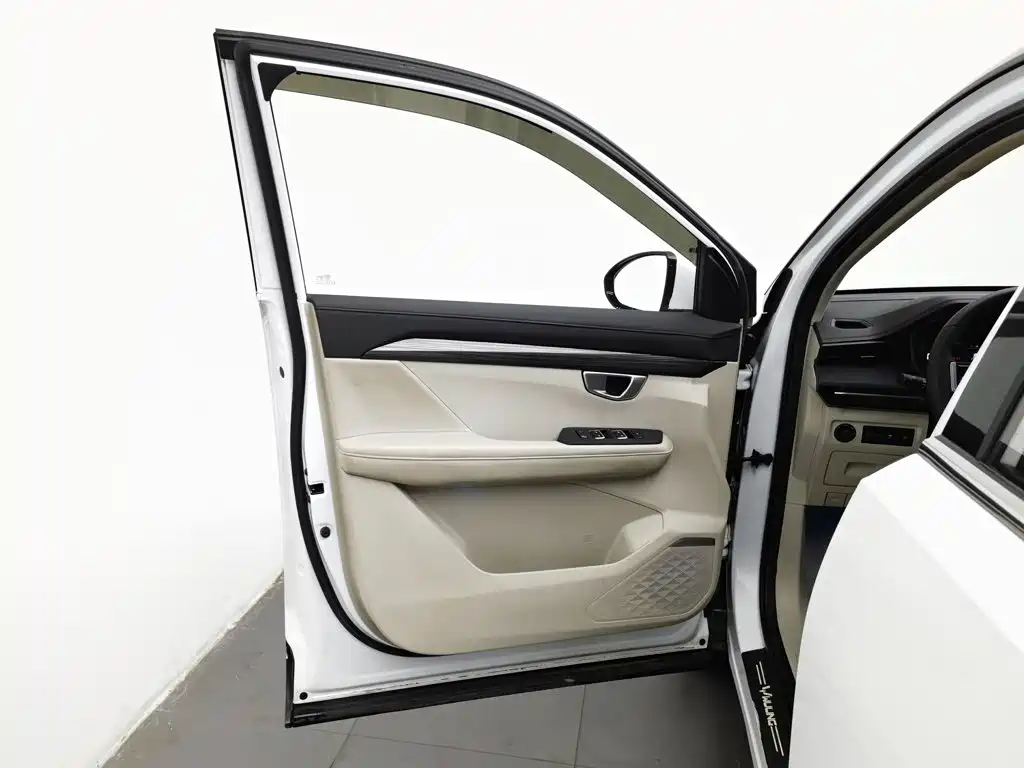 Wuling Xingchen — миниатюра 8