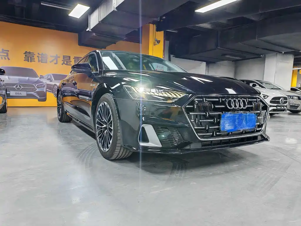 Audi A7L 2024 45TFSI S-line