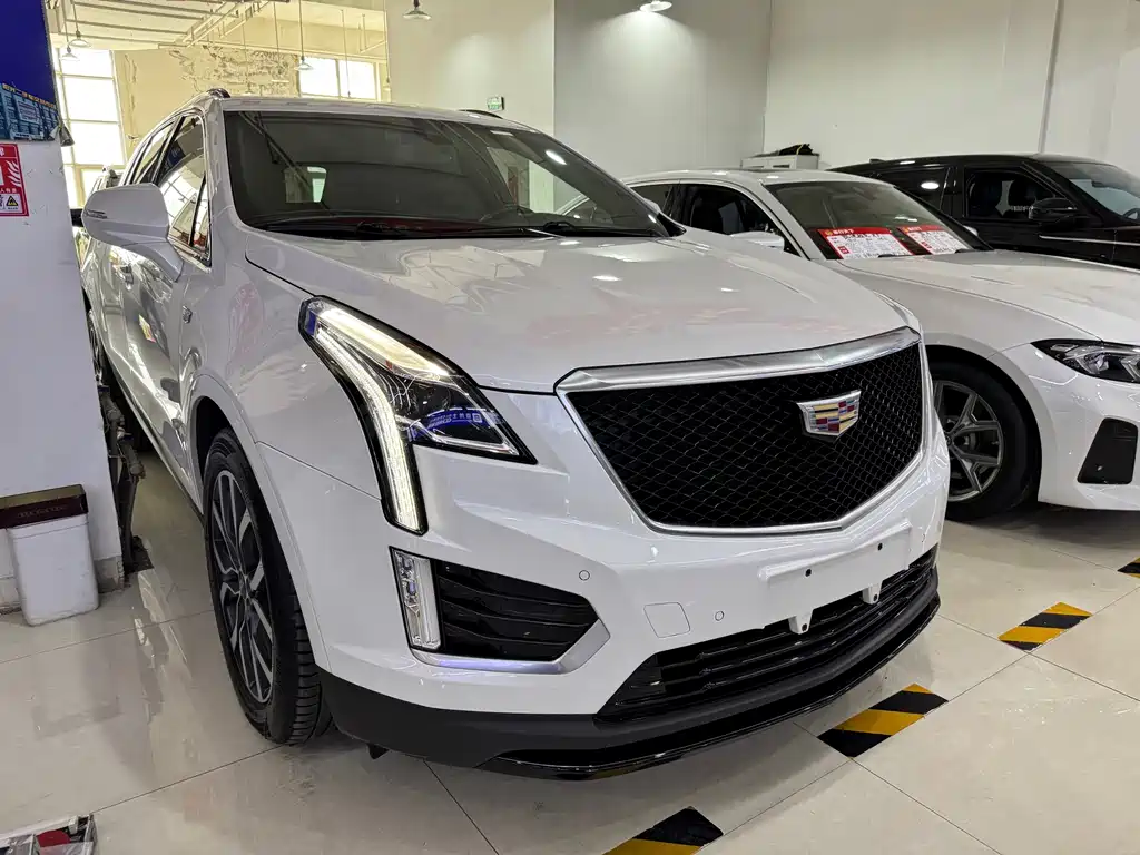 Cadillac XT5 — миниатюра 3