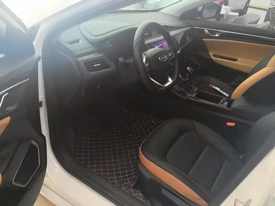 Geely Emgrand GL — миниатюра 9