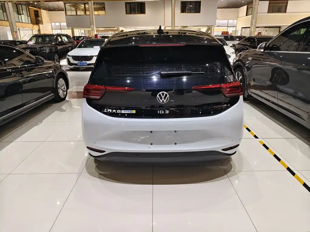 Volkswagen ID.3 — миниатюра 15