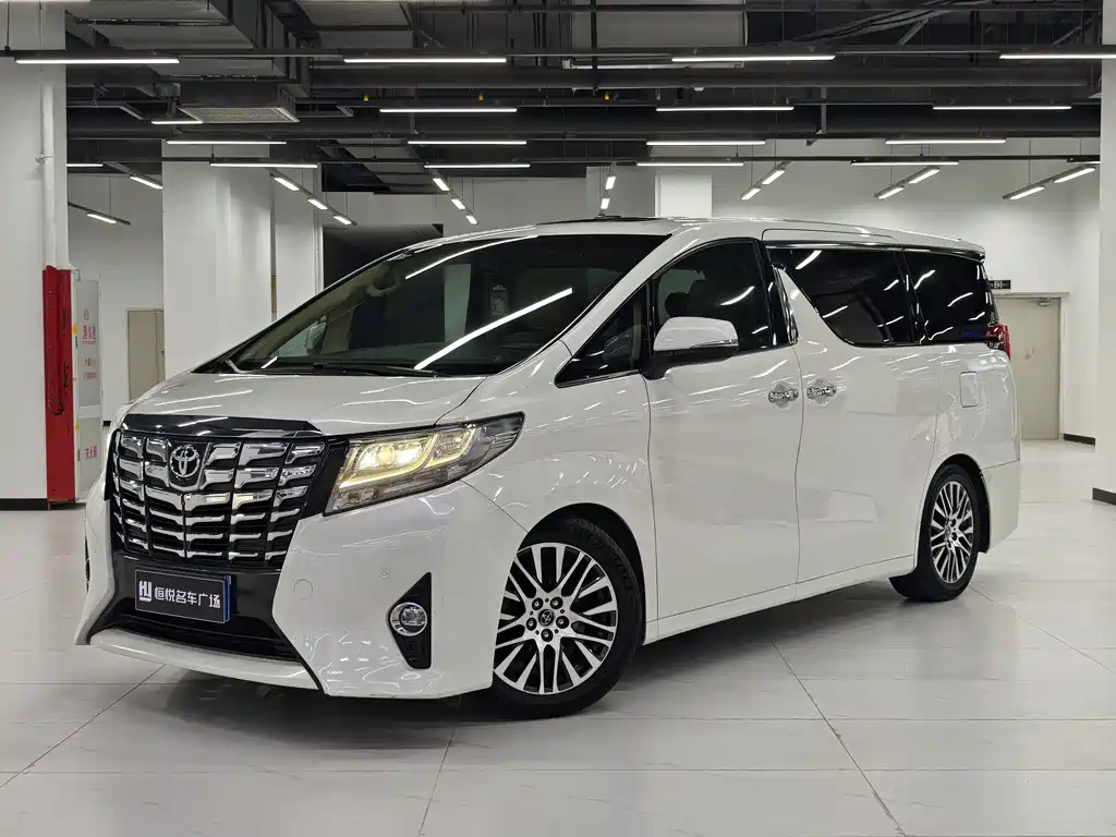 Toyota Alphard 2015